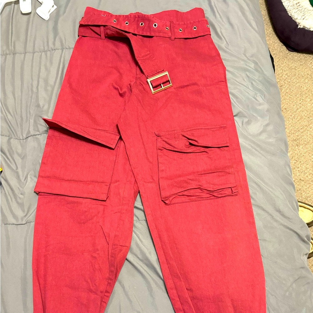 Girls/Juniors red cargo pants